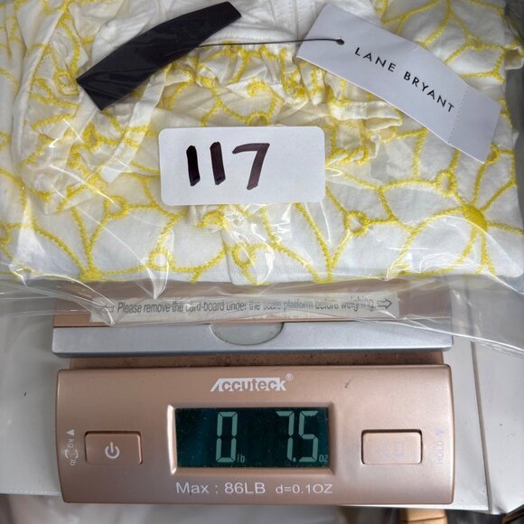 Lane Bryant Yellow Embroidered Top Size 18/20 - Picture 6 of 6